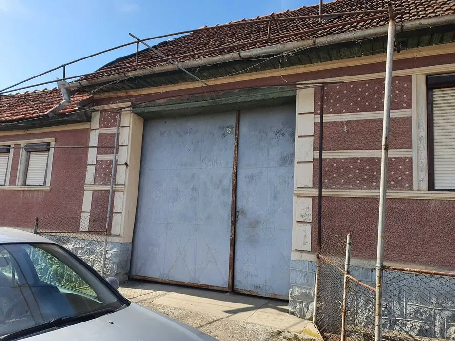 Casă 3 camere Petrani - poza 1