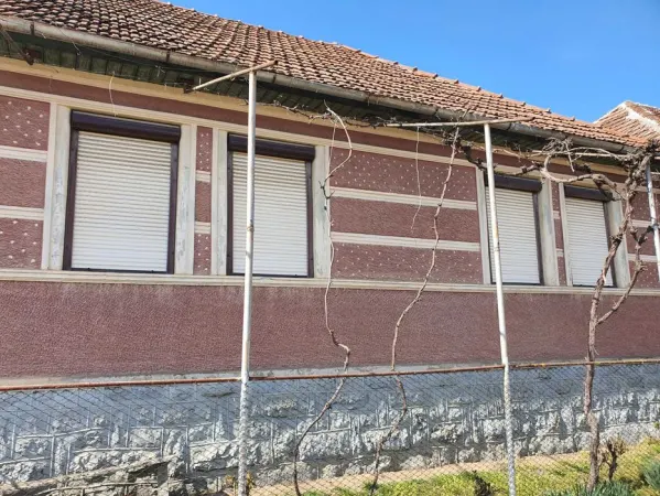 Casă 3 camere Petrani - poza 2
