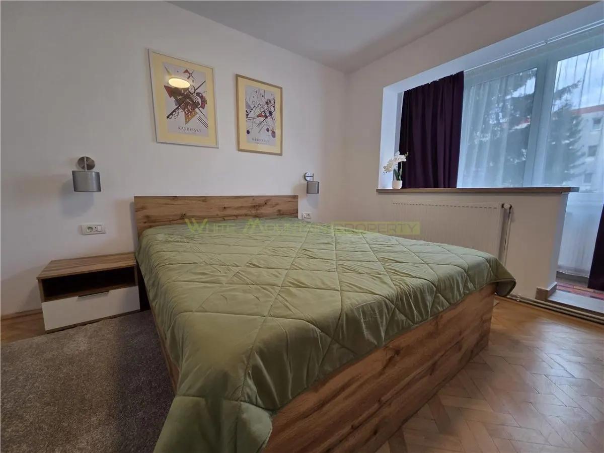 Apartament 3 camere Brașov - poza 1