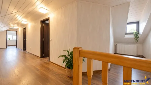 Casă 7 camere Brașov - poza 14