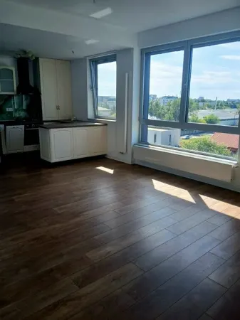 Apartament 3 camere București - poza 1