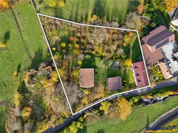 Casă 8 camere Padureni - poza 12