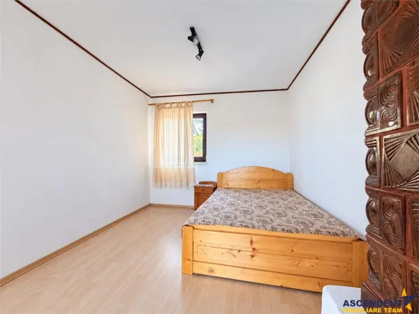 Casă 8 camere Padureni - poza 37