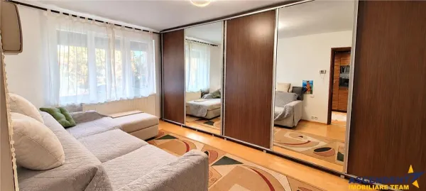 Apartament 3 camere Brașov - poza 1