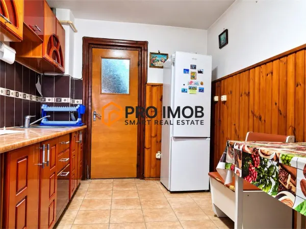 Apartament 3 camere Târgoviște - poza 2