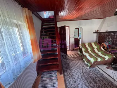 Casă 4 camere Sadu - poza 16