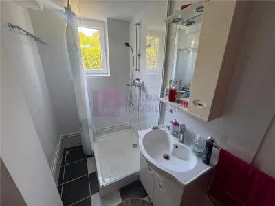 Casă 4 camere Sadu - poza 8