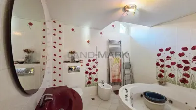 Casă 8 camere Dumbrăvița - poza 9