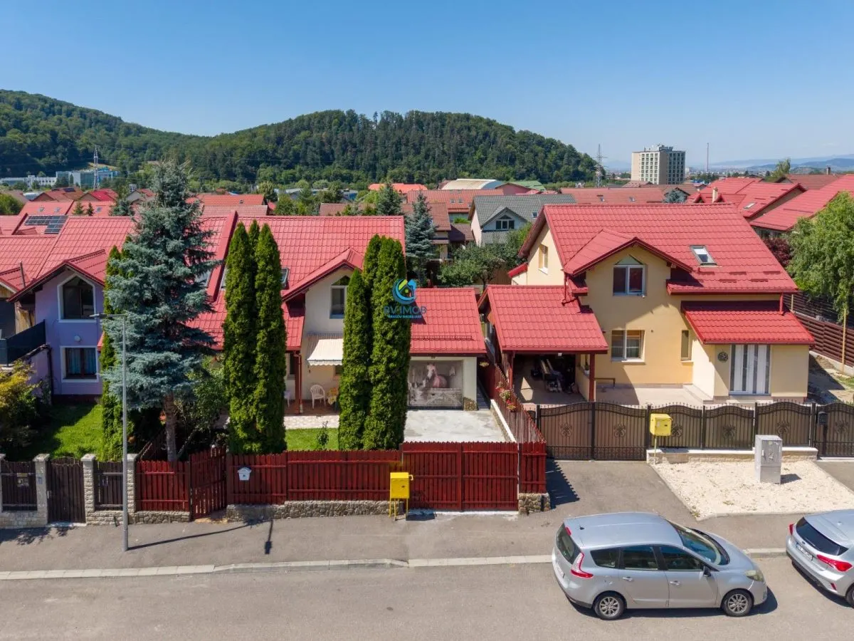 Casă 4 camere Săcele - poza 1