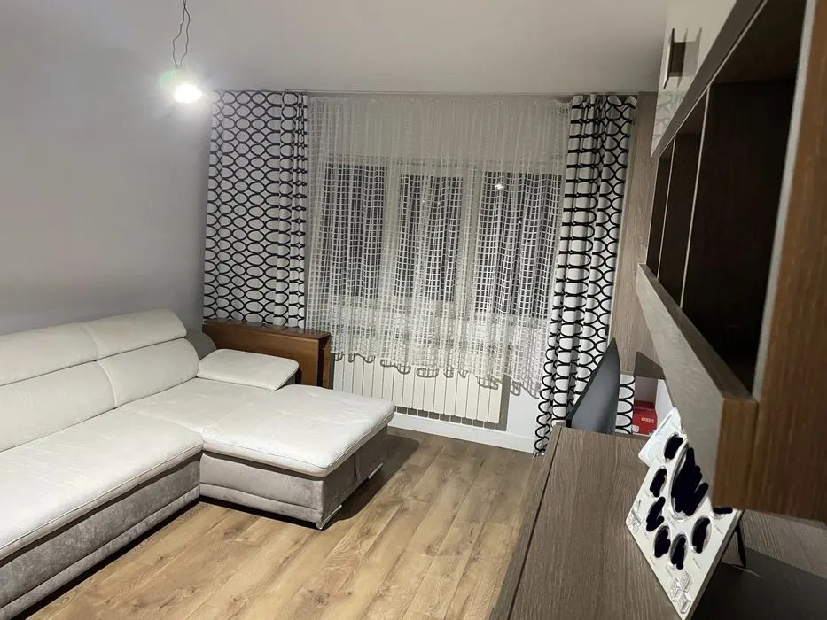 Apartament 3 camere Rosiori de Vede - poza 1