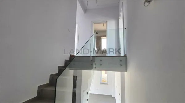 Casă 5 camere Moșnița Nouă - poza 8