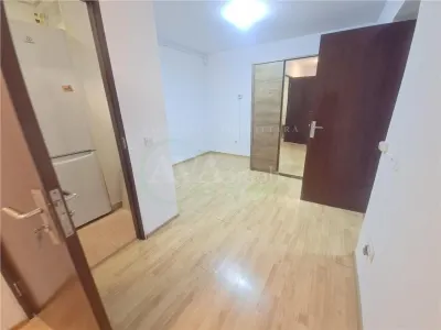 Apartament 2 camere Bacău - poza 4