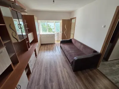 LIPOVEI - 1 CAMERA - 28 MP UTILI - ETAJ 4/4 - RENOVAT - MOBILAT SI UTILAT - Timisoara