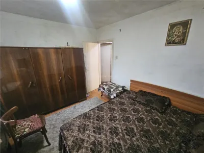 Apartament 2 camere Reșița - poza 4