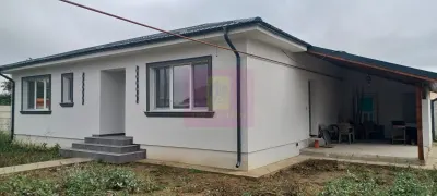Casă 4 camere Sabareni - poza 2