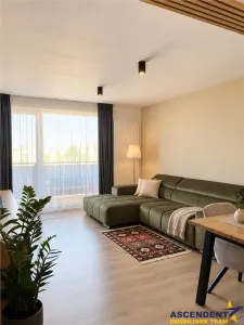 Apartament 2 camere, decomadat, vedere deschisa, terasa 8 mp, dotari premium, parcare, Urban Plaza, Brasov - Brasov