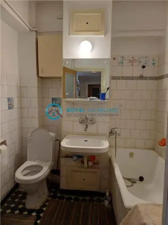 Apartament 3 camere Ploiești - poza 12