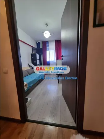 Apartament 3 camere București - poza 2
