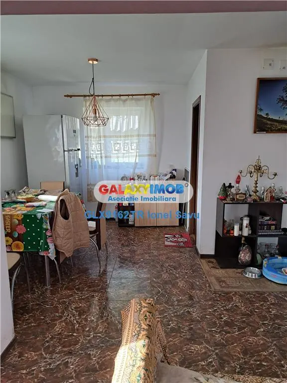 Casă 5 camere Crevenicu - poza 1