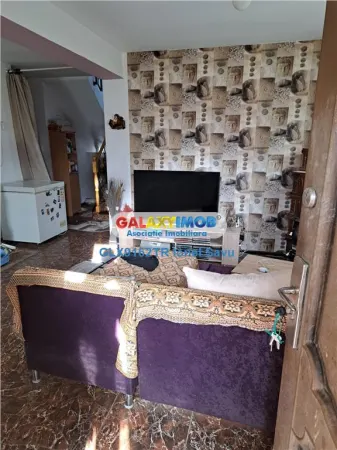 Casă 5 camere Crevenicu - poza 2