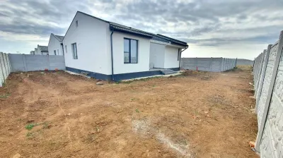 Casă 4 camere Berceni - poza 2