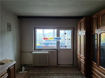 Aviatiei Vanzare 2 camere 57 mp etaj 4 ,2 balcoane , bloc din 1984 - Bucuresti