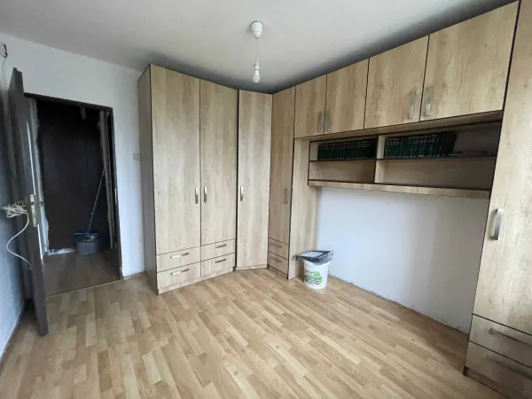 Apartament 3 camere București - poza 1