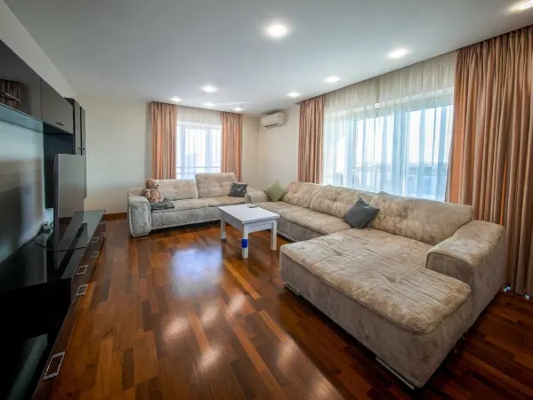 Apartament 3 camere București - poza 1
