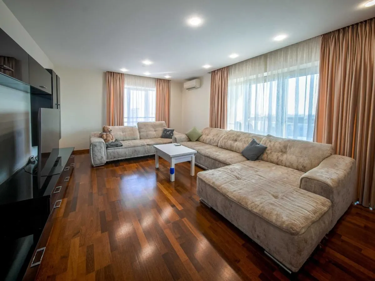 Apartament 3 camere București - poza 1