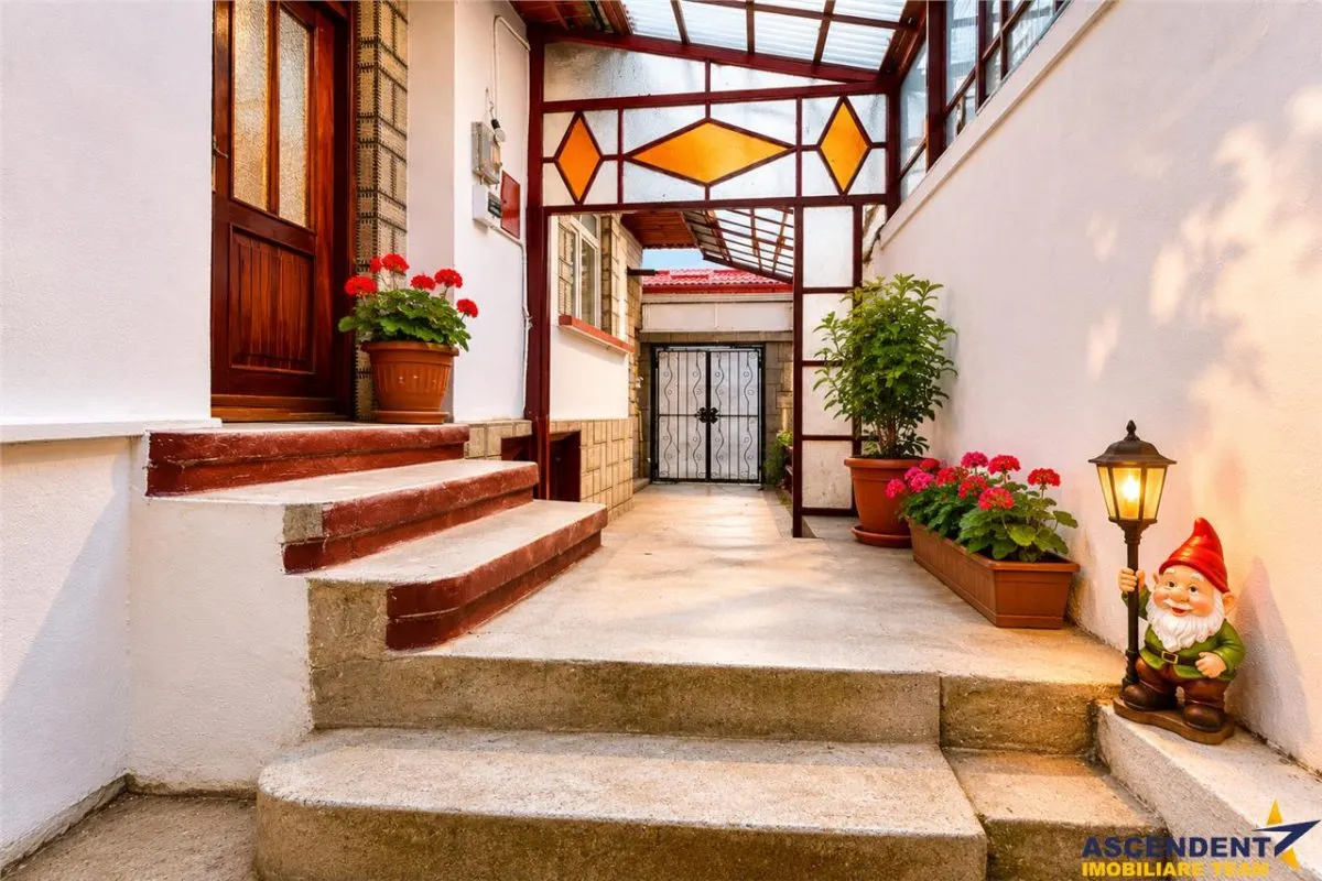 Casă 5 camere Brașov - poza 1