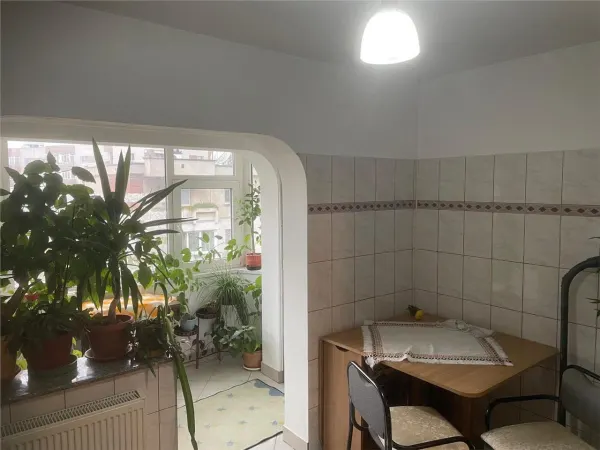 Apartament 2 camere Bacău - poza 1