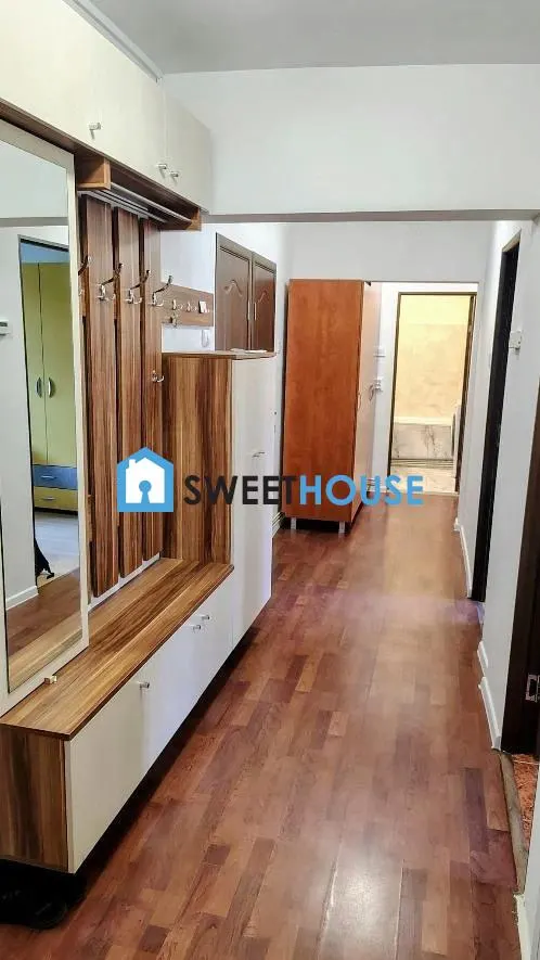 Apartament 3 camere Brașov - poza 1