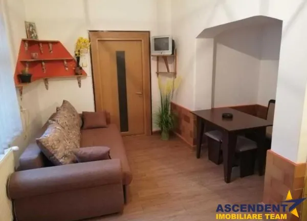 Casă 3 camere Brașov - poza 1