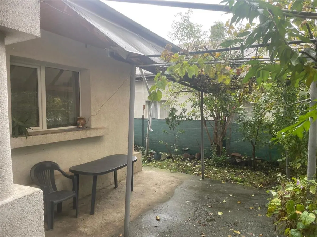 Casă 2 camere Bacău - poza 1
