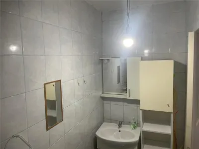 Casă 2 camere Bacău - poza 20