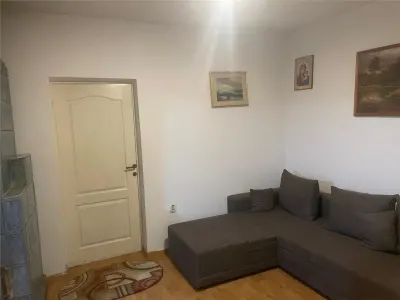 Casă 2 camere Bacău - poza 9