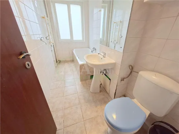 Apartament 3 camere Bacău - poza 7