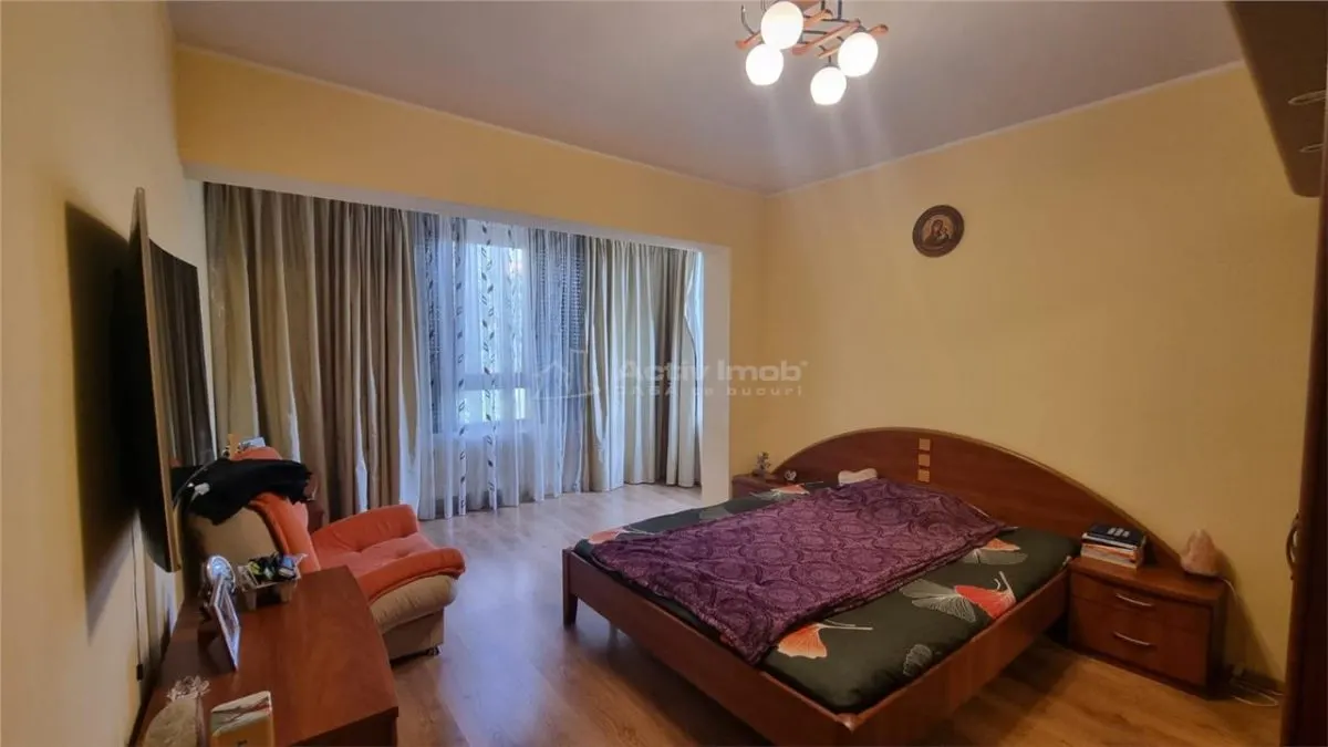 Apartament 4 camere Galați - poza 1