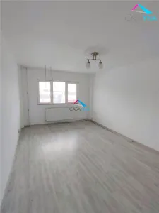 Apartament 3 camere Bacău - poza 2