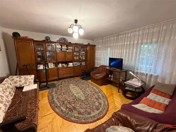 Apartament 4 camere Focșani - poza 2