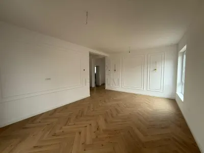 Casă 5 camere Moșnița Nouă - poza 4