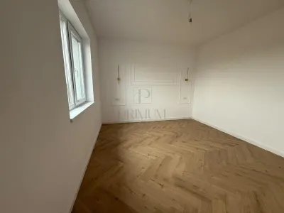 Casă 5 camere Moșnița Nouă - poza 10