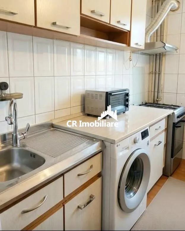 Apartament 3 camere București - poza 1