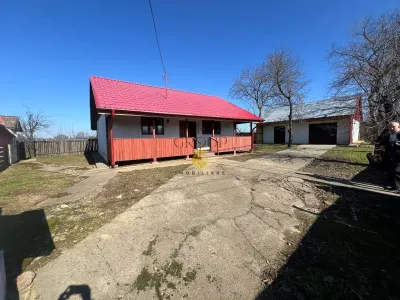 Casă 3 camere Movilita - poza 2