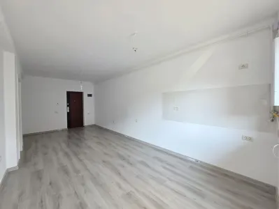 Apartament 1 camera Sânpetru - poza 3