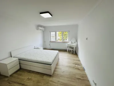Apartament 2 camere Grivitei cu parcare si beci - Brasov