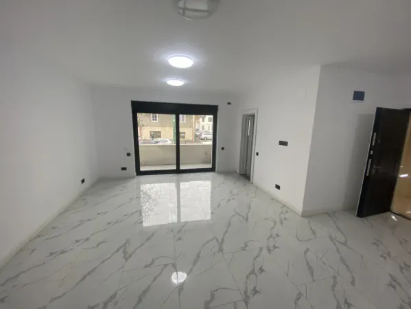 Casă 20 camere Brașov - poza 1