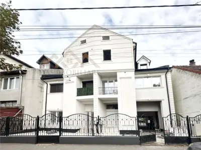Apartament exclusivist , 3 camere, renovat , zona centrala - Satu Mare