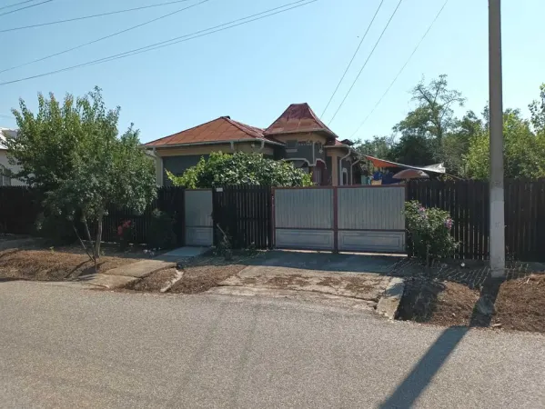 Casă 3 camere Harsesti - poza 1