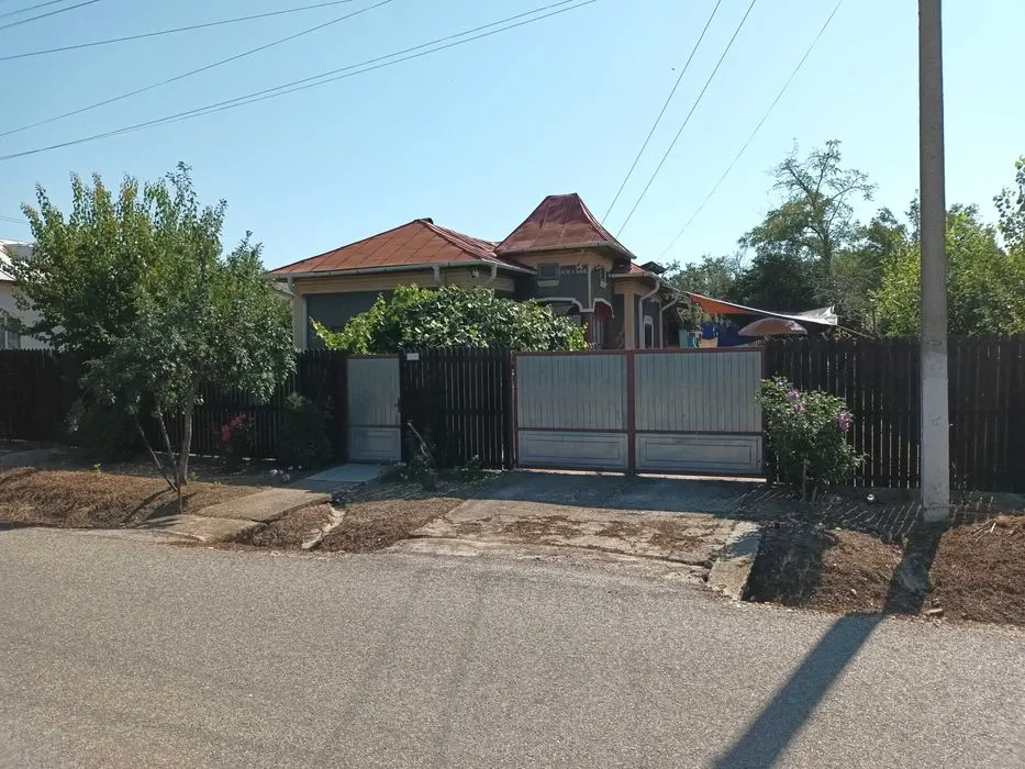 Casă 3 camere Harsesti - poza 1